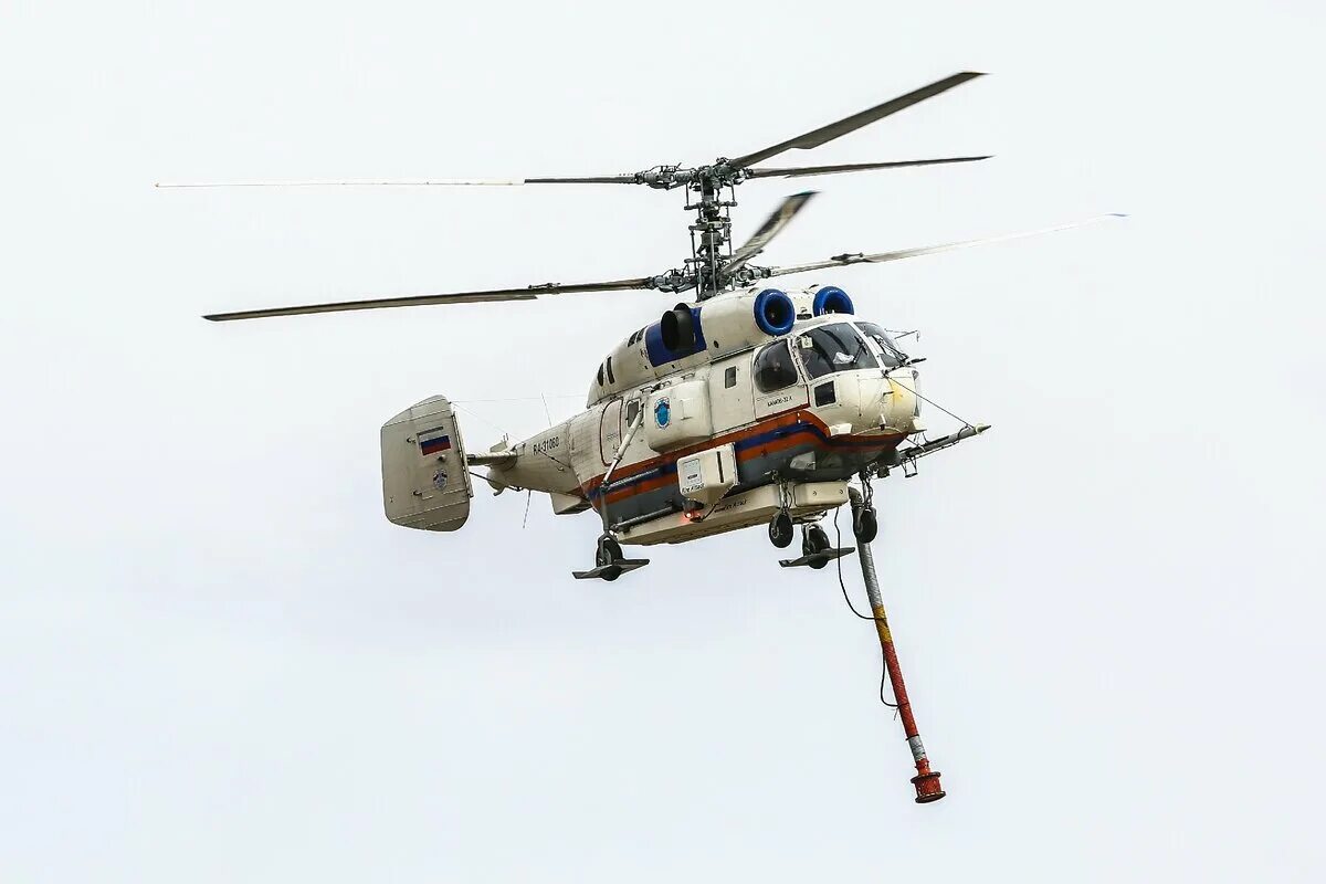Ка no 8. Вертолет ка 32а11м. Ка-32 вертолёт. Пожарно-спасательный вертолет ка-32а. Ка-32 вертолёт вертолёты России.