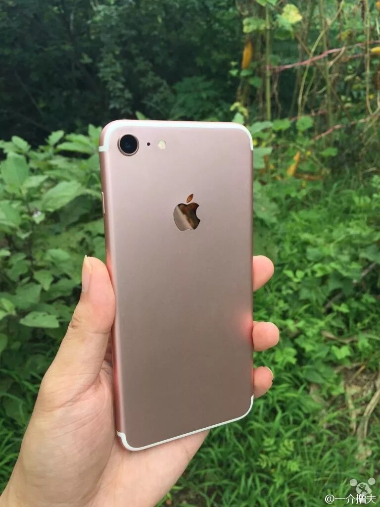 Почему айфон 7 плюс. Айфон 7. Айфон 7 Plus. Iphone iphone 7. Айфон 7 128 ГБ.