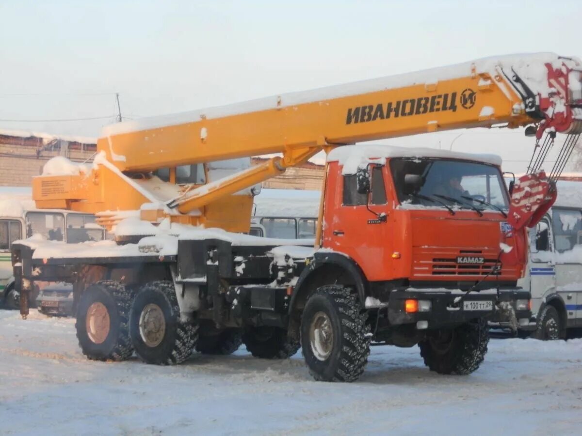камазы краны вездеходы. кс 55713-5к-3 автокран 25т. камазы краны вездеходы. кран камаз вездеход 25 тонн. кран на базе камаз вездеход 25 тонн.