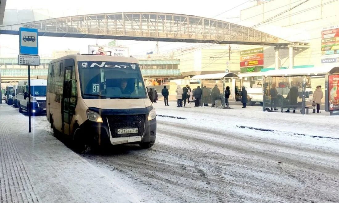 Маршрутка 38. 38 автобус новосибирск на сегодня. 38 автобус маршрут. Общественный транспорт новосибирск 2020. Автобус 38 новосибирск.