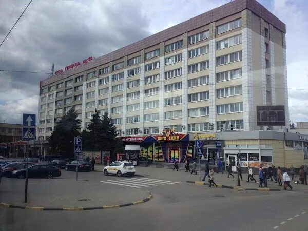 Гомель привокзальная площадь. Пр. Гостиница гомель привокзальная 1. Площадь парадиза. Гостиница гомель 1995 год.