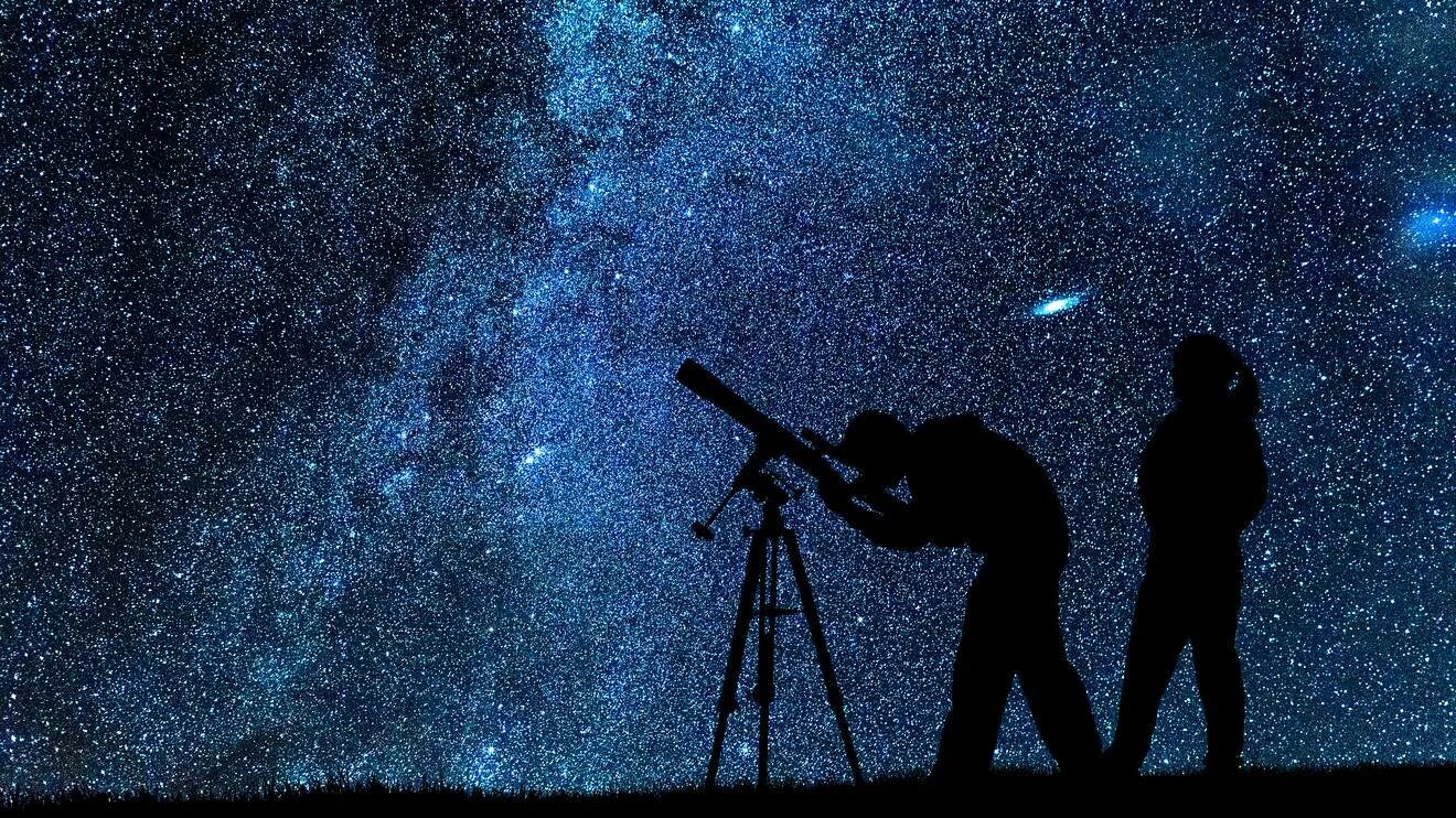 Современная астрономия это престижное хобби. Астрономия. телескоп и звездное небо. наблюдение звездного неба. звезды в телескоп.