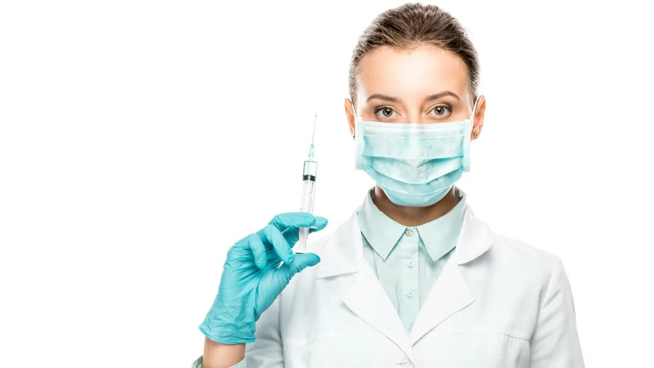 Доктор вакцина. Женщина в маске медицинской и шприц. Врач с уколом. Медсестра с уколом. Шприц медицинский маска.