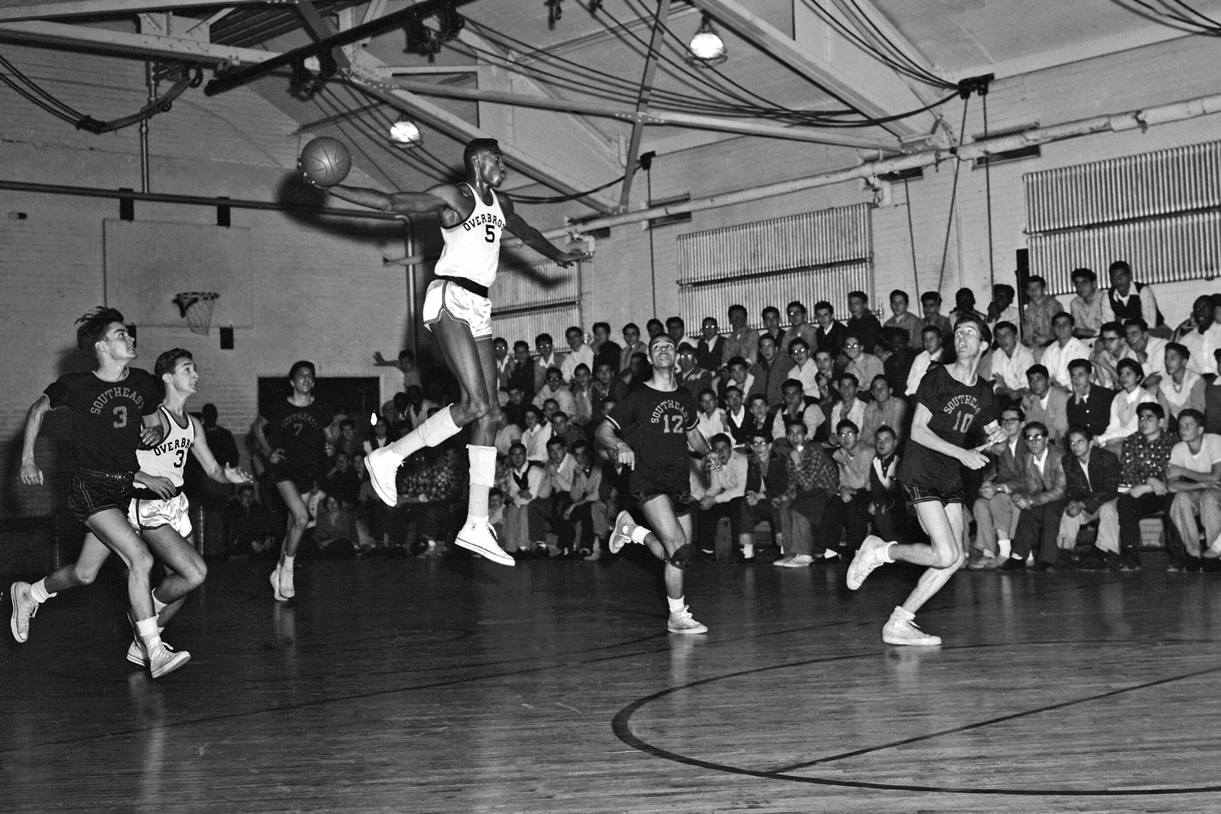 Wilt Chamberlain. Чемберлен Филадельфия. Филадельфия рекорд Чемберлена. Overbrook High School.