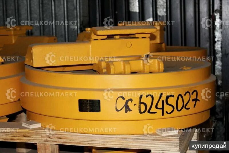 16y 40 03000. Направляющее колесо шантуй сд 16. 16y-40-03000 колесо направляющее бульдозер shantui sd16. ленивец shantui sd16.