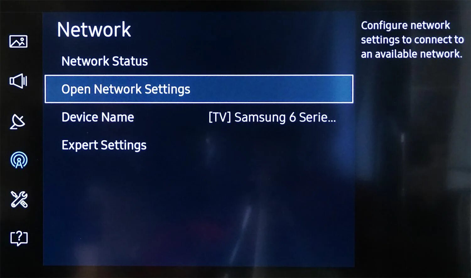 Телевизор самсунг не видит сеть. Samsung Smart TV Network settings. Settings Network Philips. Пароль Wi Fi у телевизора самсунг. Xiaomi TV Stick WIFI settings.