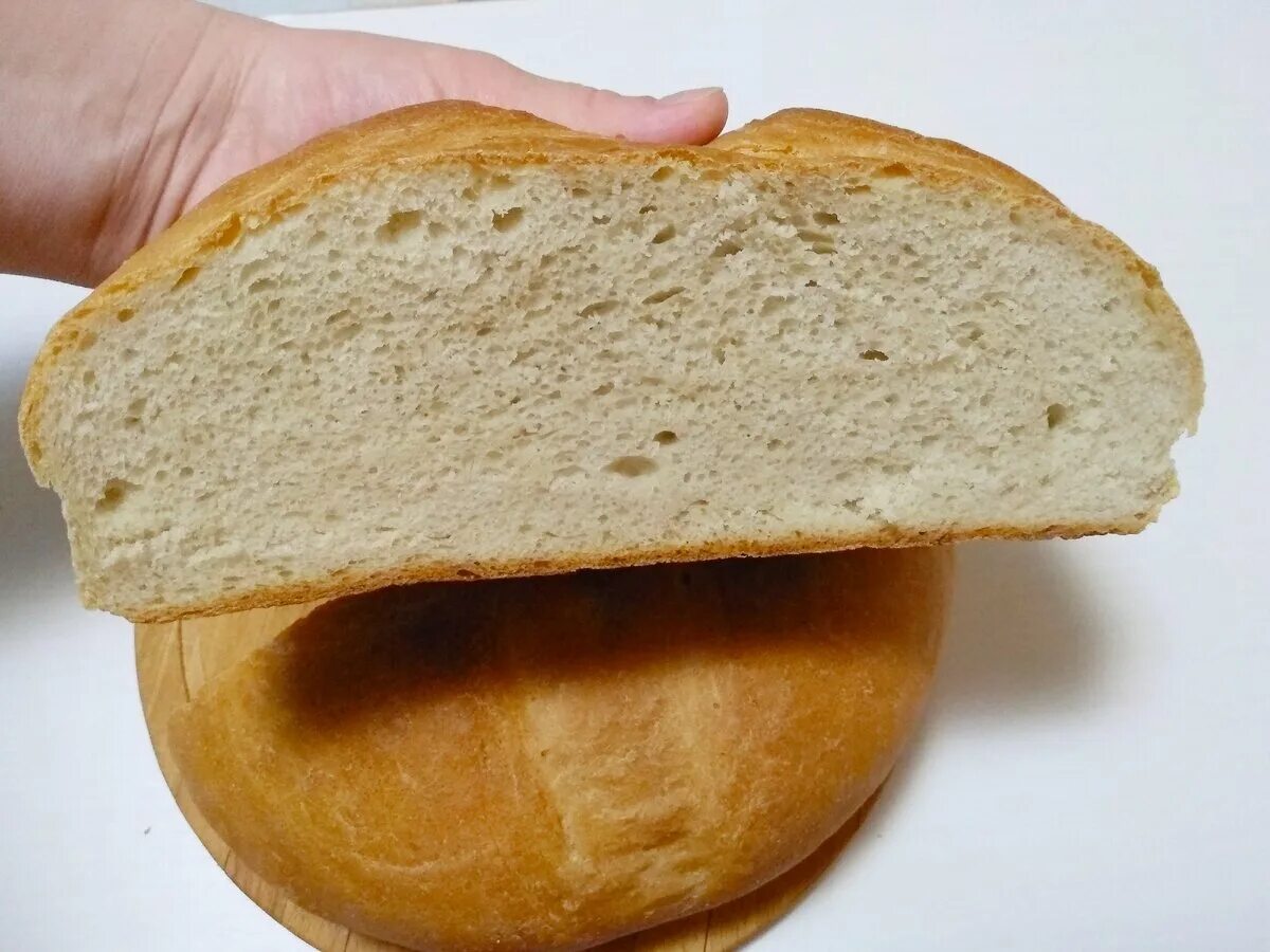 Хлеб пшеничный батон. Хлеб пшеничный отрубной. Овсяный хлеб. Пшеничной овсяный хлеб. Хлеб из овсяной муки.