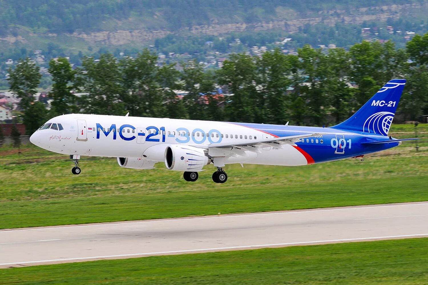 Мс 21 последние на сегодня. MC 21 300. Мс21 самолет. MC 21 300 самолет. Иркут MC 21 300.