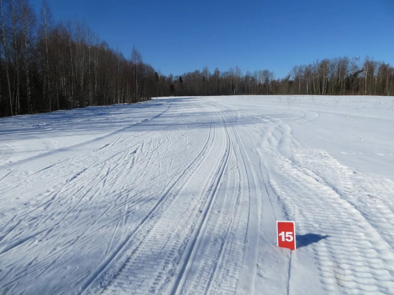 В течении зимы. Зимнее озеро. Голубое озеро хоккайдо. Народные приметы зимы на урожай. Стрелке белого и черного иркута.