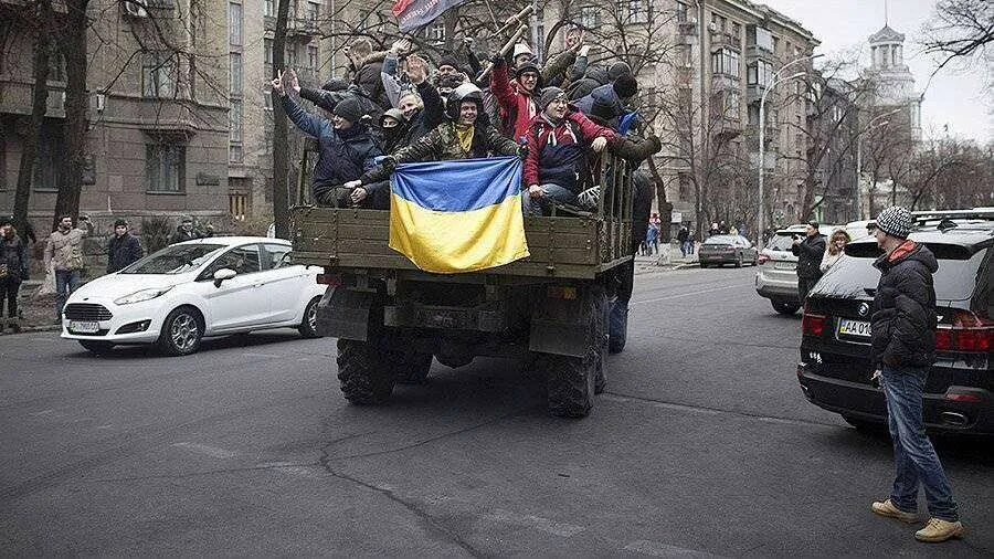 Каждый украинец. Десатанизация Украины.
