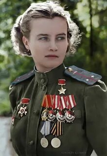 Женщина летчица герой советского союза