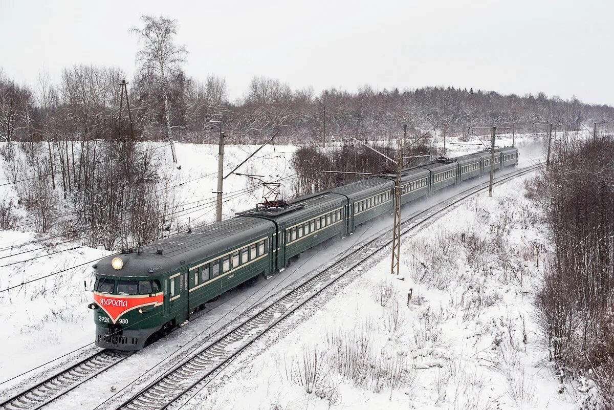 перегон москва бутырская бескудниково. электропоезд эр2к 980 яхрома. эр2к 930. электропоезд эр2к 980 сочи. яхрома московская область станция.