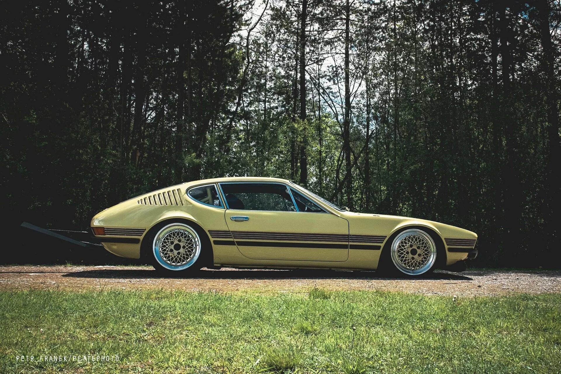 Volkswagen sp2 цена в россии. Volkswagen sp2. VW sp2 Reborn. Volkswagen sp2 1973. Volvo sp2.