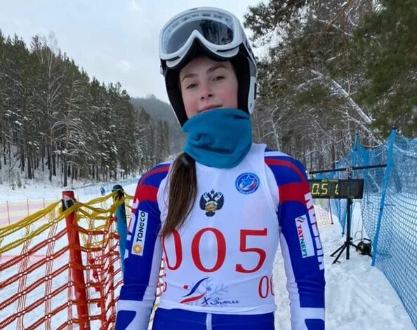 Сшор горнолыжный спорт. Яна Колесникова горные лыжи. Николаенко Валерия горные лыжи. Алиса лыжный спорт. Братенкова Полина горнолыжный спорт.
