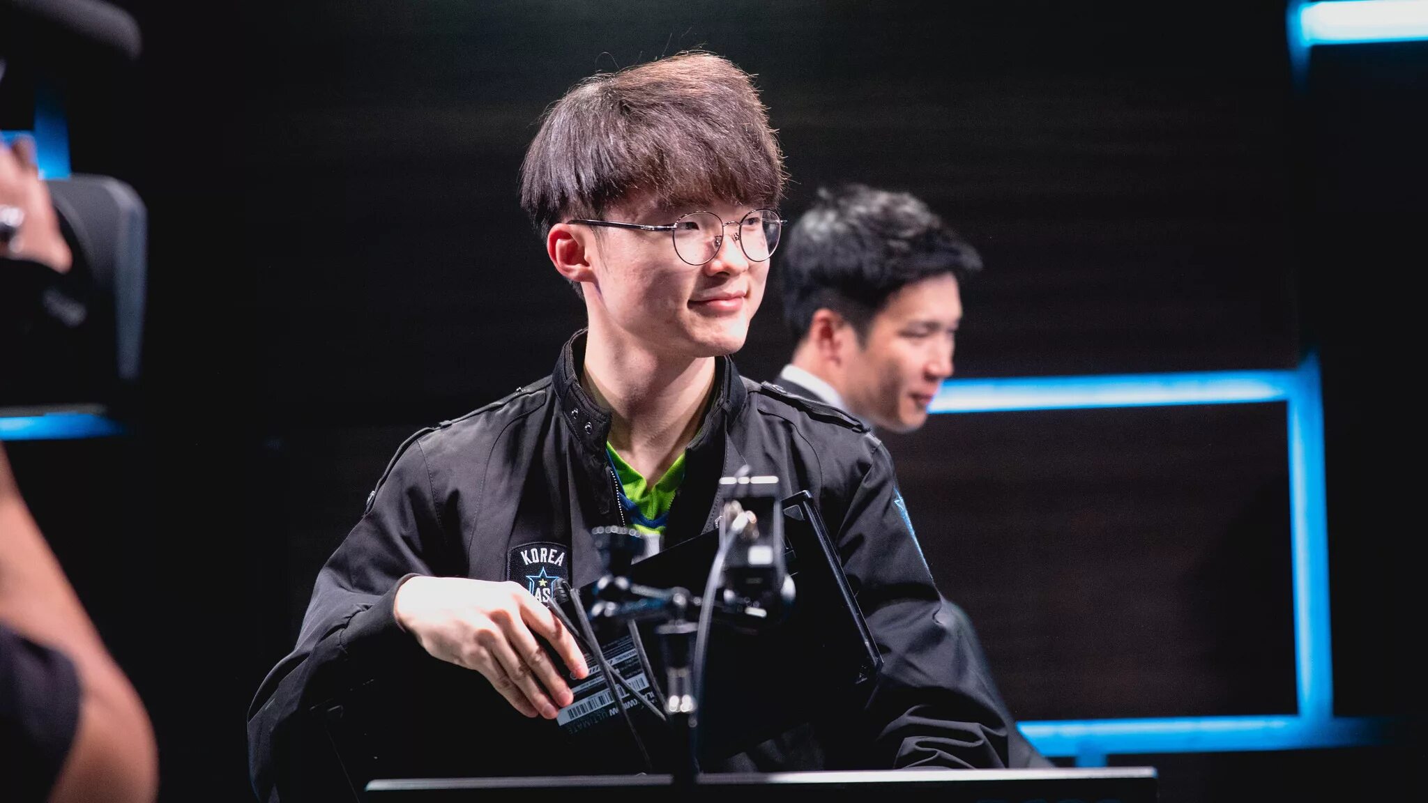Faker php. Faker/hog1. холоденко фейкер. faker league of legends. faker фото.