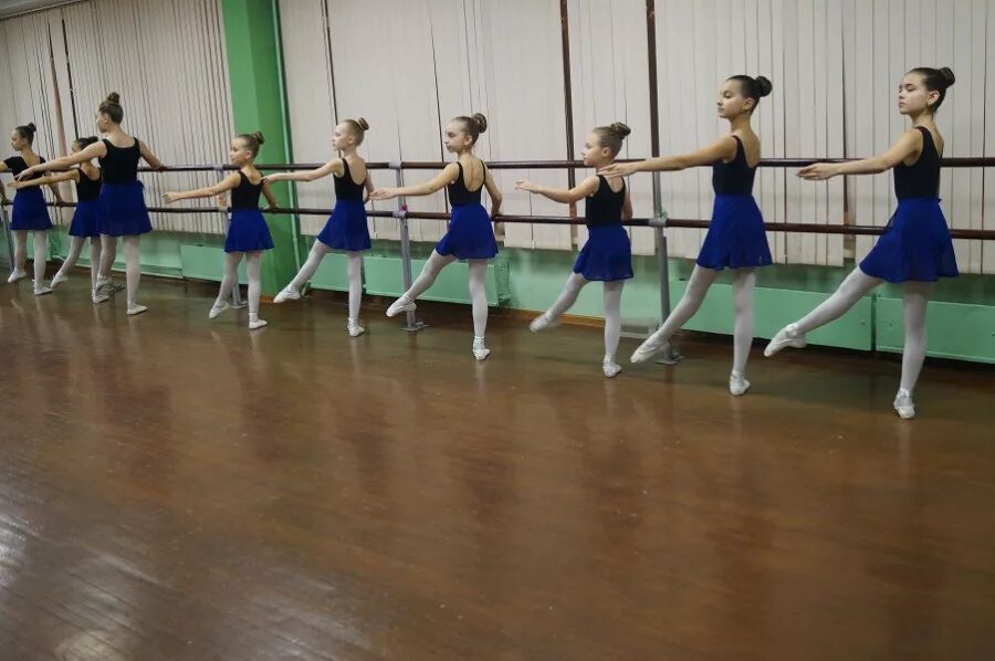 танцы шелехов