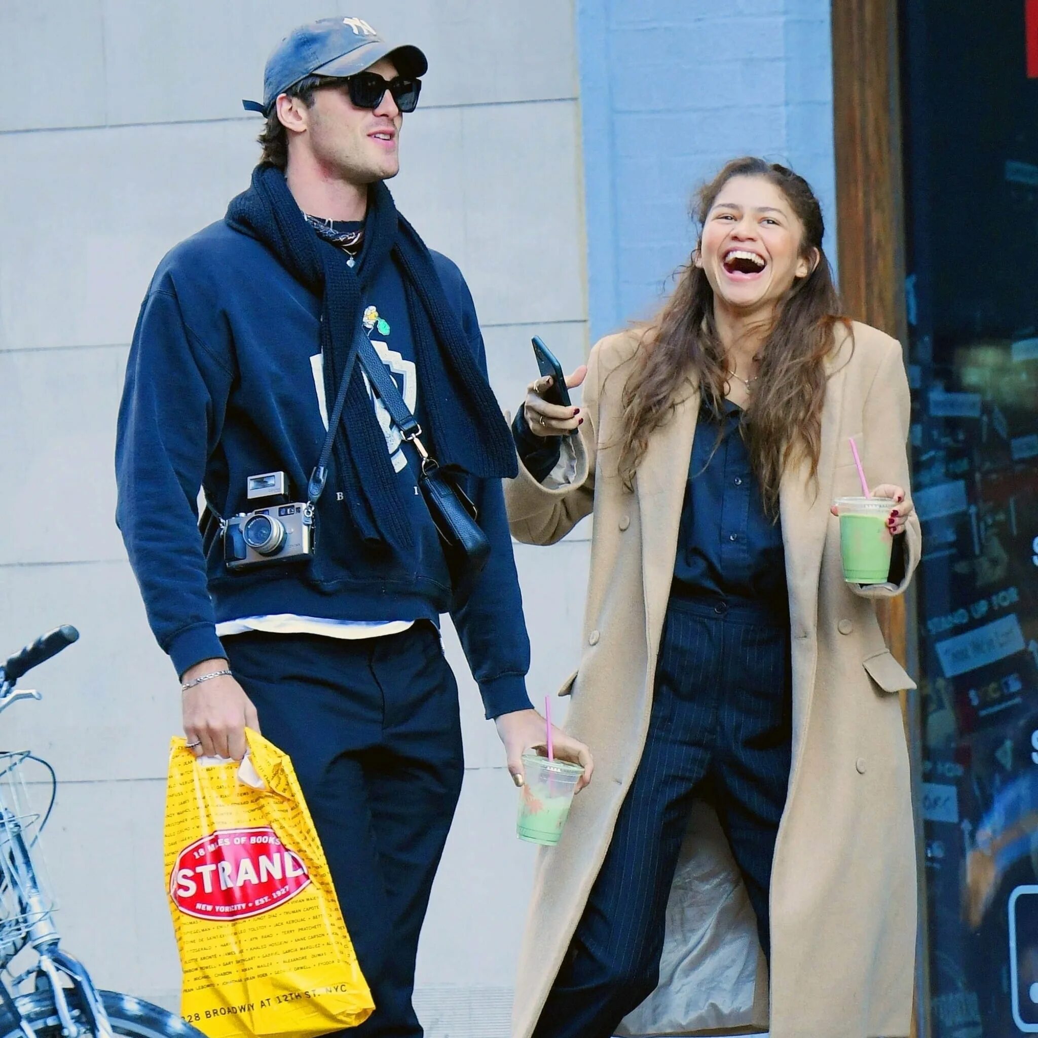 С кем встречается зендая. Zendaya and jacob. jacob elordi and zendaya. джейкоб элорди и зендая. джейкоб элорди стрит стайл.