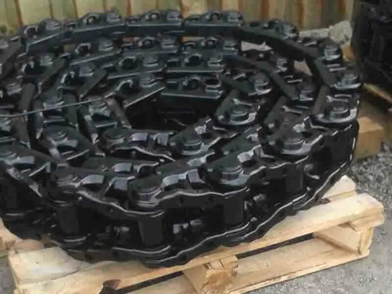 Гусеница трактора т 130. Цепь на т170. Трак для гусеницы т 170. Гусянка т170. Цепь гусеницы т-170.