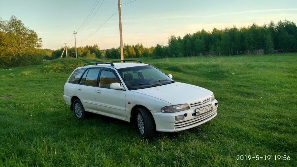 Mazda 6 gg универсал. Mitsubishi lancer 5 wagon. Subaru legacy 3 поколение универсал. Skoda octavia a4. Мазда 6 универсал 2002.