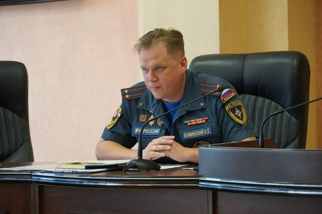 Начальник эльбруса строительная компания. Мчс керчь. Зк-40 замок для калиток. Администрация города барнаула. Заместитель главы администрации города барнаула.