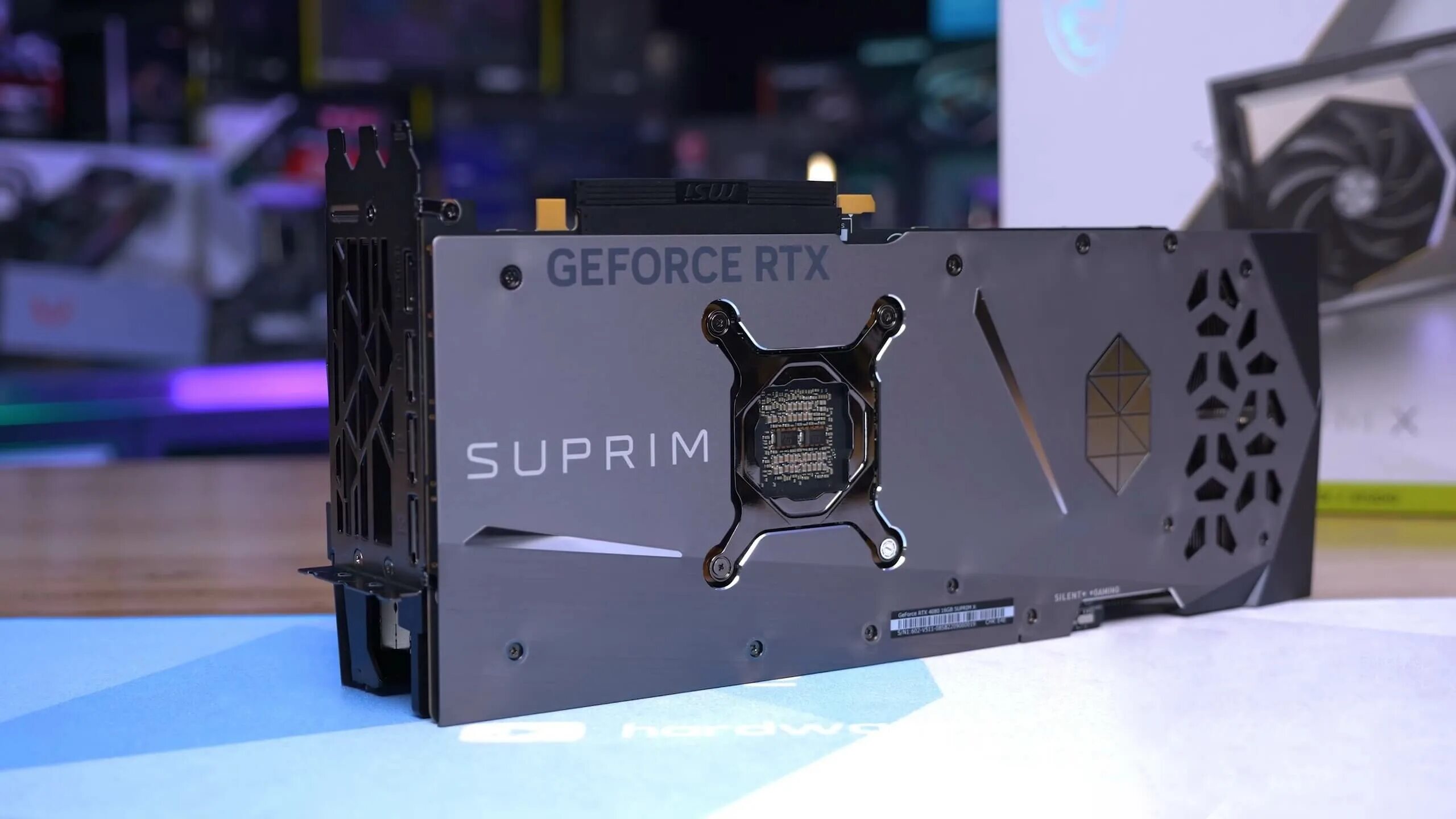 Обзор 4080. Msi 4080. rtx 4080 suprim x. msi geforce rtx 4070 ti suprim x 12g. rtx 4080 чип.