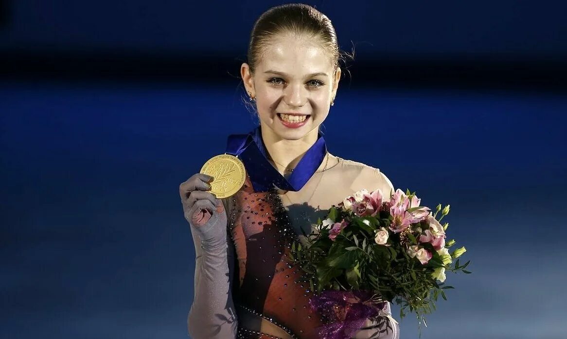 Спорт трусова. Александра Трусова фигуристка. Александра Трусова 2020. Alexandra Trusova 2020. Трусова, Александра Вячеславовна.