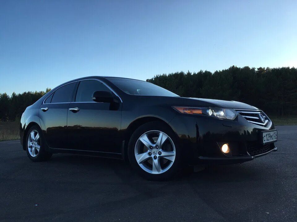 Хонда аккорд 8 года. Хонда accord 8. Хонда аккорд 8 поколения. Хонда аккорд 8 серый. Honda accord 8 2011.