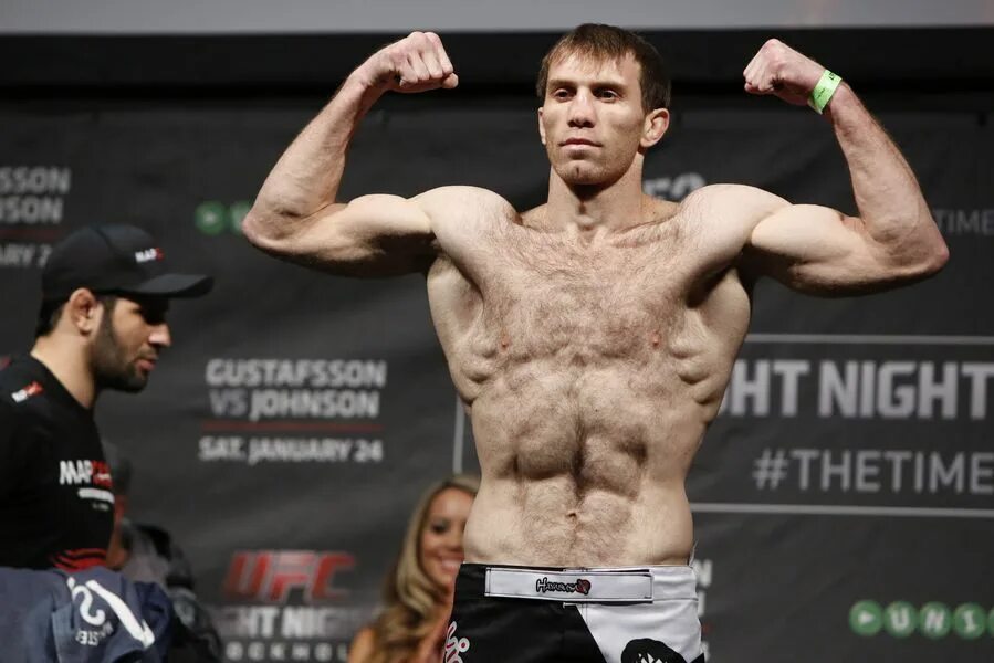 Алиев боец. Алиев мма. Иса алиев боец. Ахмед боец. Нурулло алиев 2022 ufc.