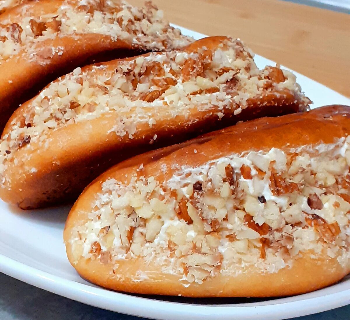 Торт ириска. Печенье лакомка творожная. Печенье лакомка. Домашний лакомка. Заварное пирожное лакомка.