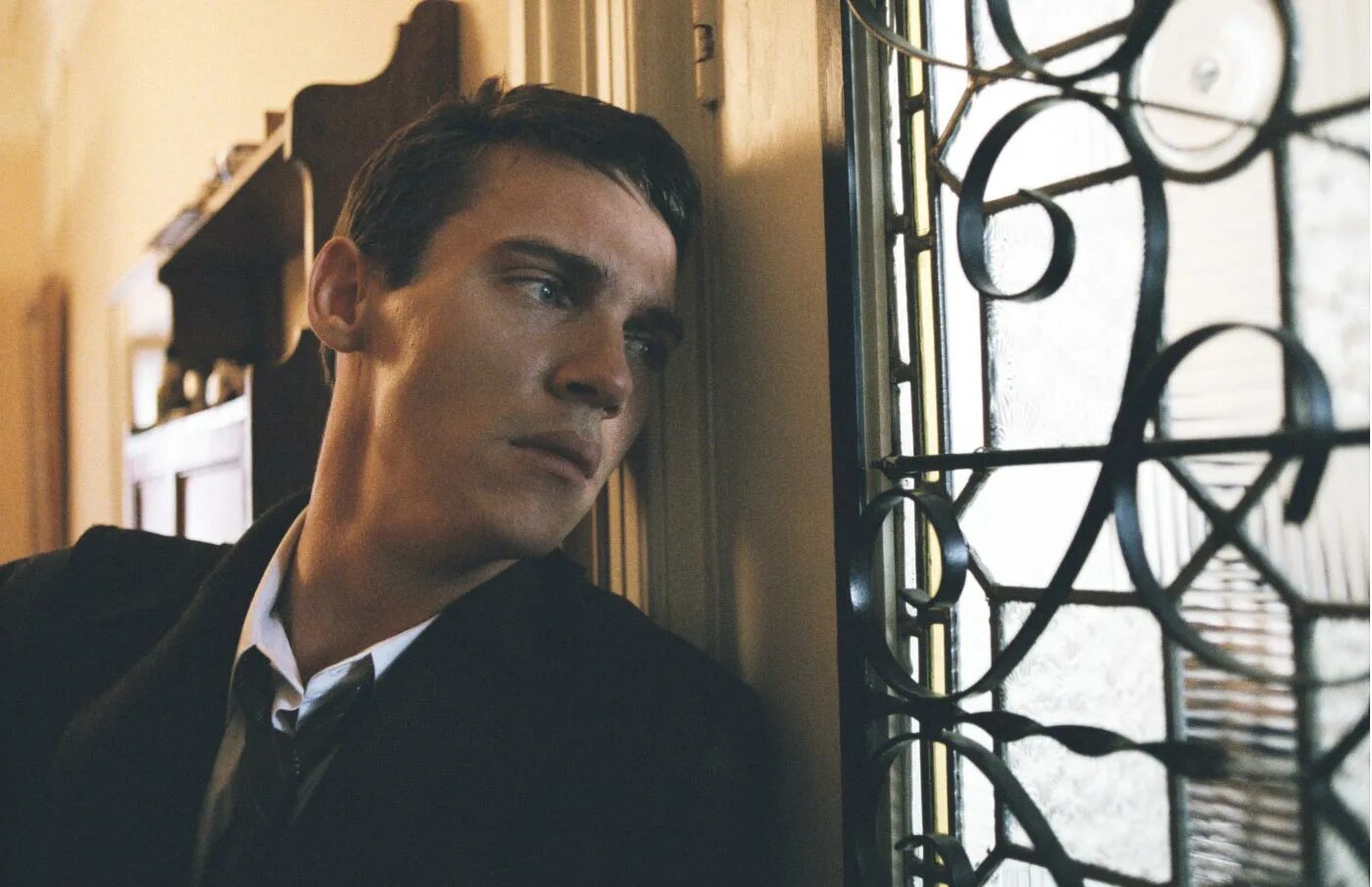 Матч поинт 2005. Match point фильм 2005. мэттью гуд матч поинт. match point (матч поинт)». матч пойнт фильм кадры.