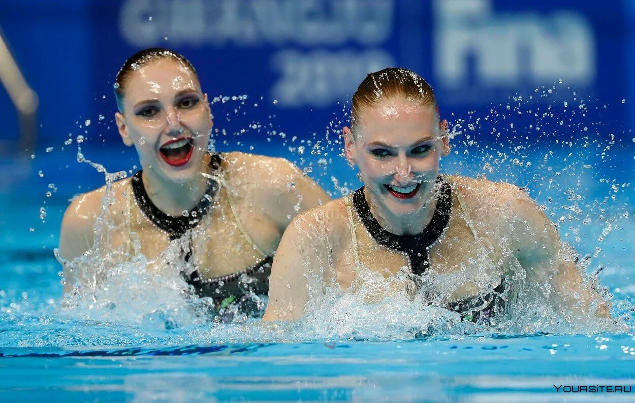 2012 олимпийский произвольный дуэт синхронное плавание. Синхронистки дуэт. Плавание на летних олимпийских играх 2020. Колесниченко синхронное плавание. Синхронное плавание дуэт.