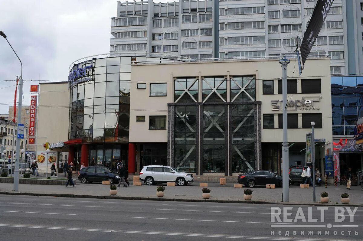 Тц пассаж на улице немига минск. Немига 40. Ул немига 30. Приорбанк ул. Ул немига 30.