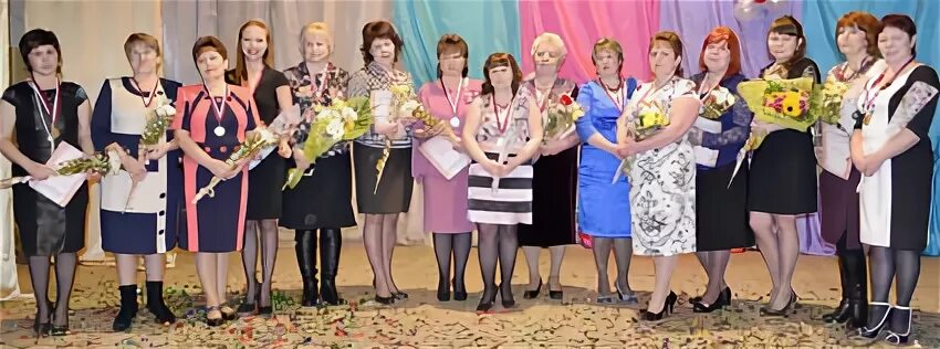 Мастерица в белой холунице. Апрель белая холуница улица глазырина. 58. Белая холуница школа. Белохолуничанка транспорт.