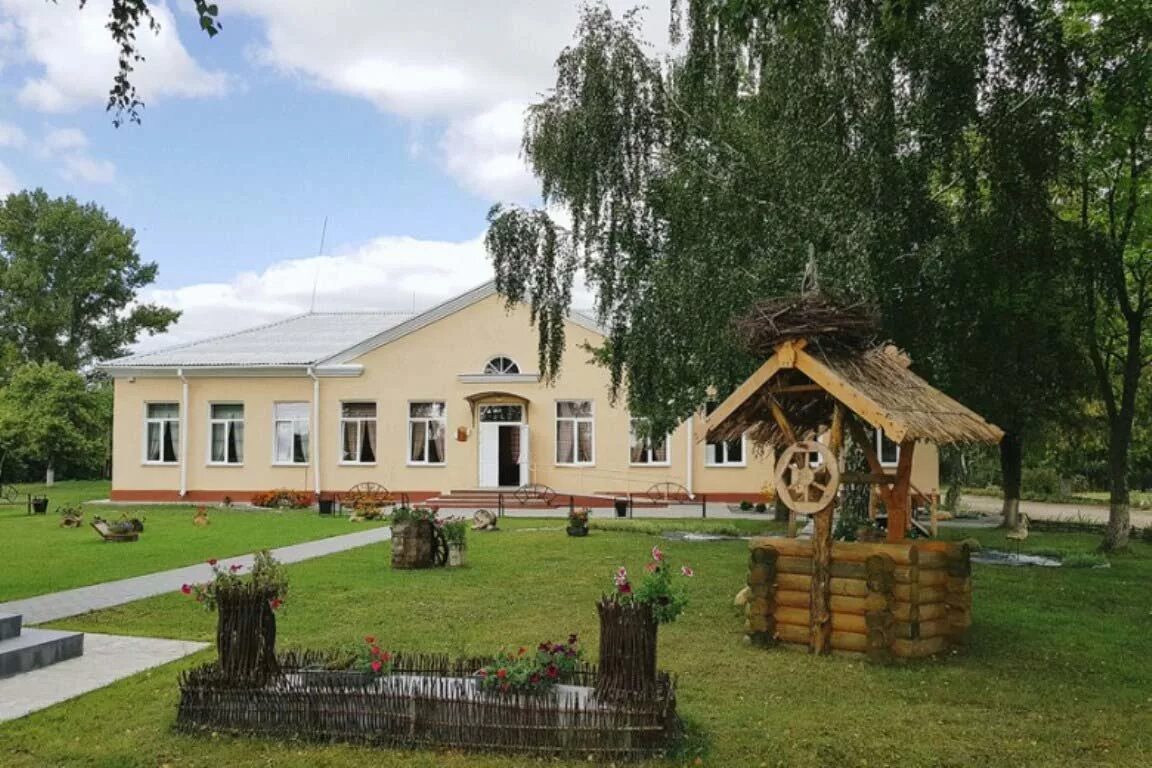 Городской посёлок логишин. Свято николаевский храм купятичи. Логишин. Пинские районные. Усадьба березовичи.