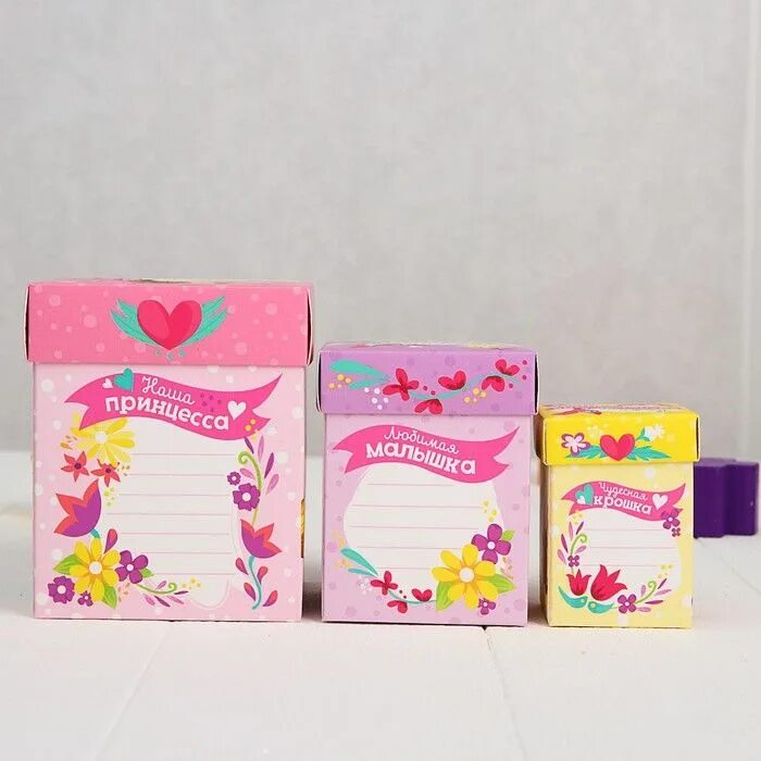 Коробочки принцессы. Коробочки принцессы. Целая коробка украшений для детей. Disney princess в коробочке. Disney princess в коробочке.