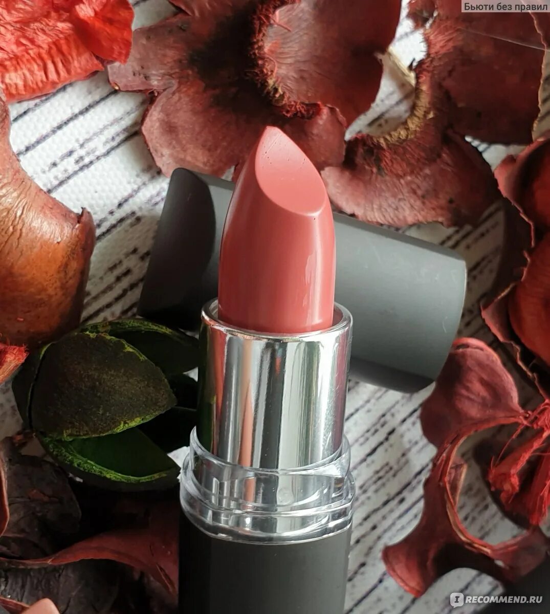 Помада maybelline hydra extreme matte 920. Помада maybelline hydra extreme matte. Maybelline помада hydra matte. Мейбелин hydra extreme matte. Maybelline new york hydra extreme matte 945.