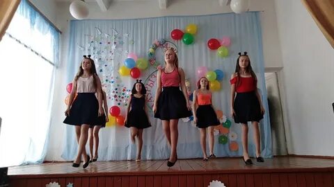 Танец 8 класс девочки