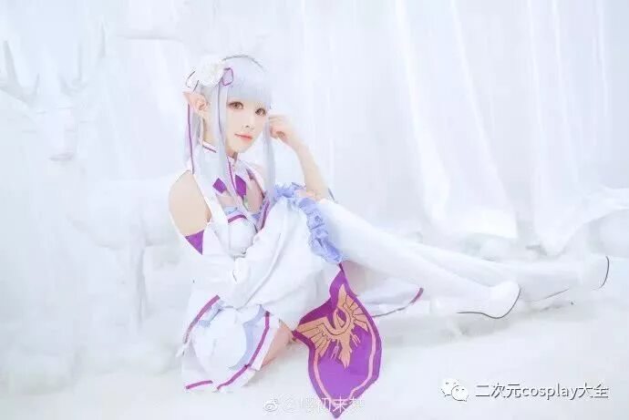 Riakurumi. Purple Amelia Cosplay model.