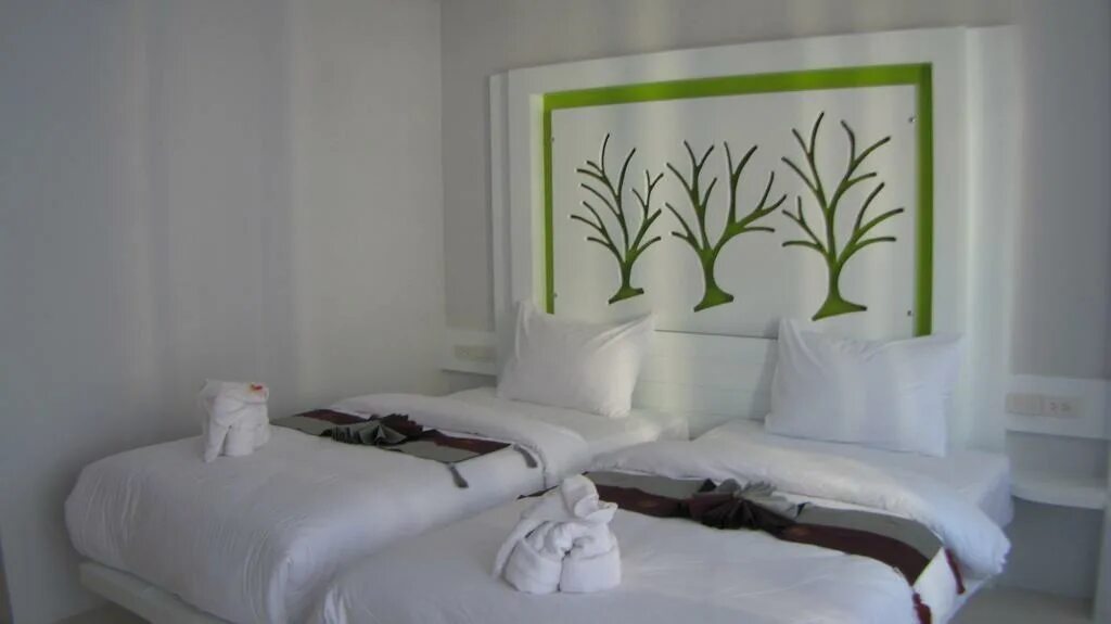 Silk hill hotel пхукет. Silk hill hotel. Silk hill hotel 3*. Silk hill hotel 3* патонг, пхукет. Silk hill hotel таиланд пхукет.