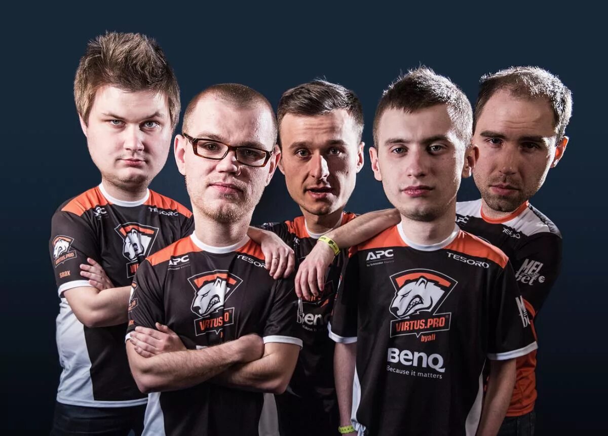 Гоу команда. Киберспортивная команда Виртус про. Virtus Pro 2010 CS. Virtus.Pro команда КС го. Virtus Pro состав.