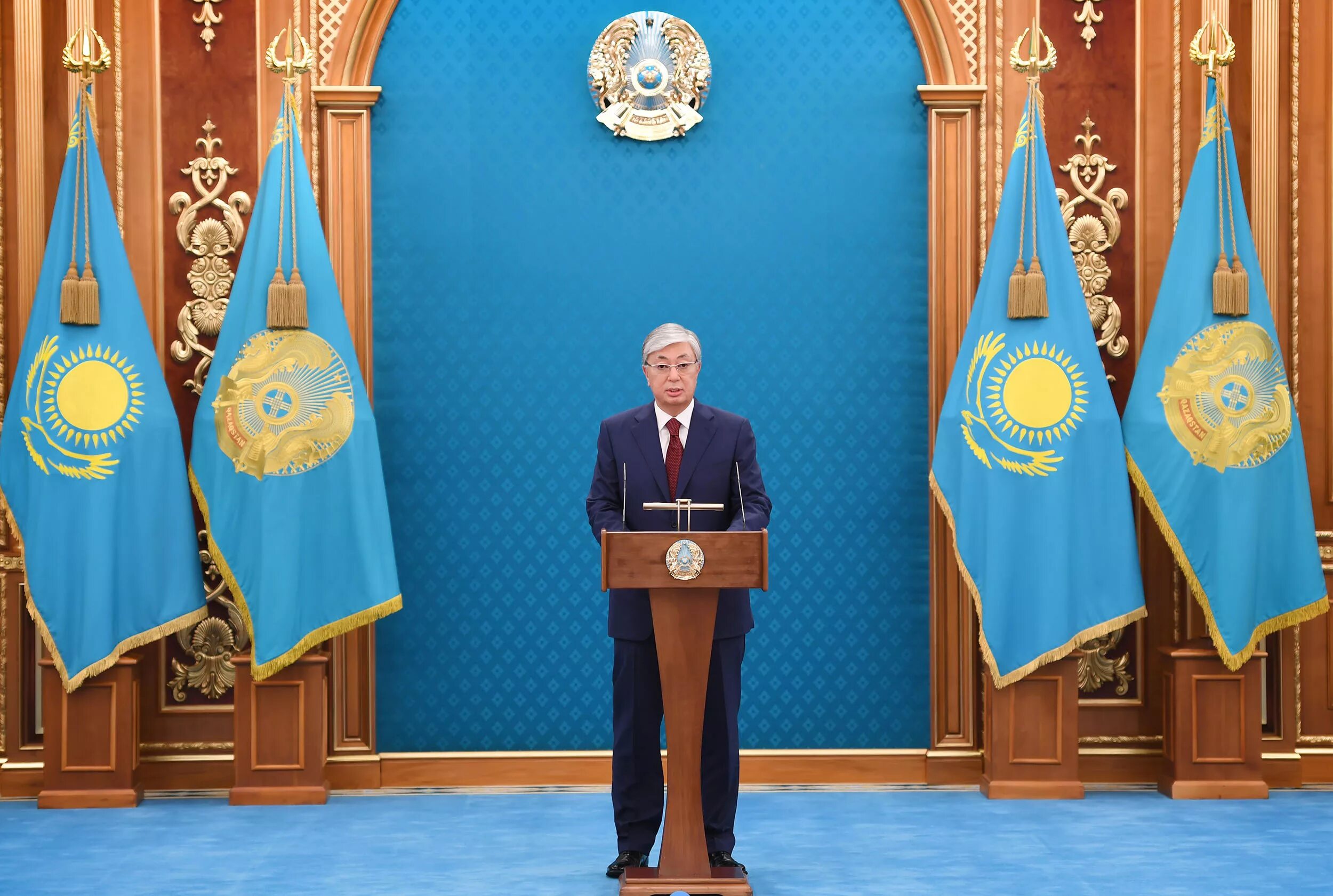 Управление президента рк. Токаев и Назарбаев в 2019. Токаева Казахстана флаг. Казахстан флаг Токаев.
