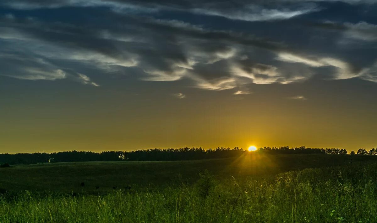 закат в барнауле. рассвет в саратове. рассвет фото красивые. рассветное солнце. заход солнца белгород.