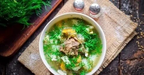 Щавель с тушенкой