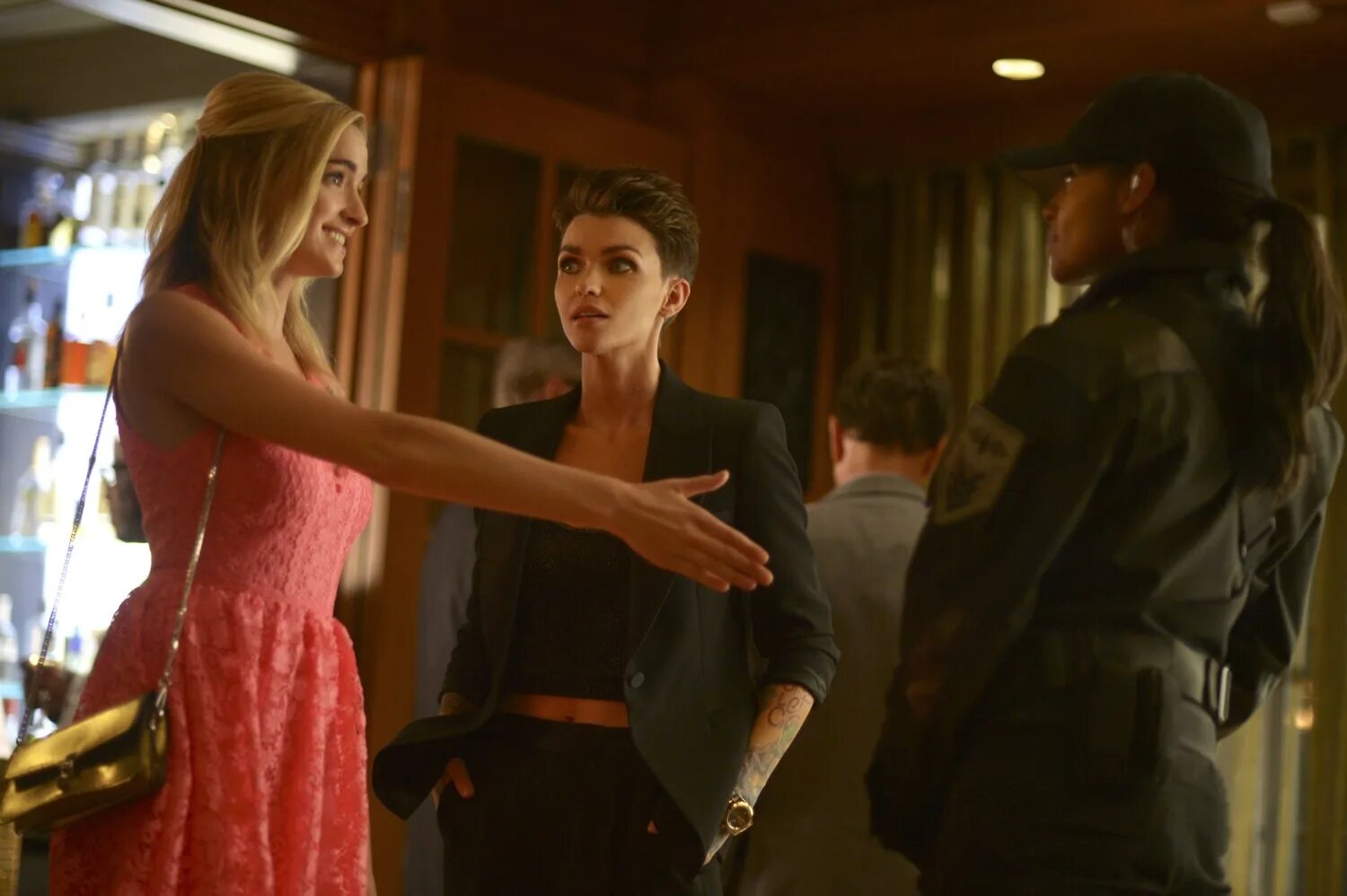 Крис пайн дневники принцессы. Jodi фильм 1999. Манхва я бывшая девушка главного героя. Манхва главные героини. Аниме школа.