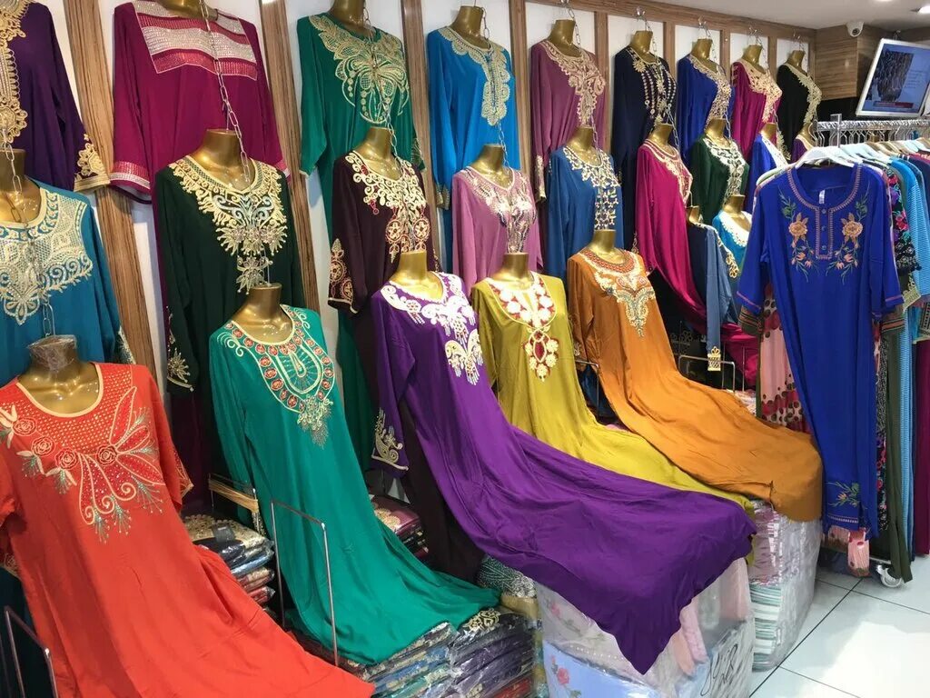 Малоярославец одежда. Национальные платье в базаре. Улица чистовича малоярославец. Малоярославец одежда. Малоярославец одежда.