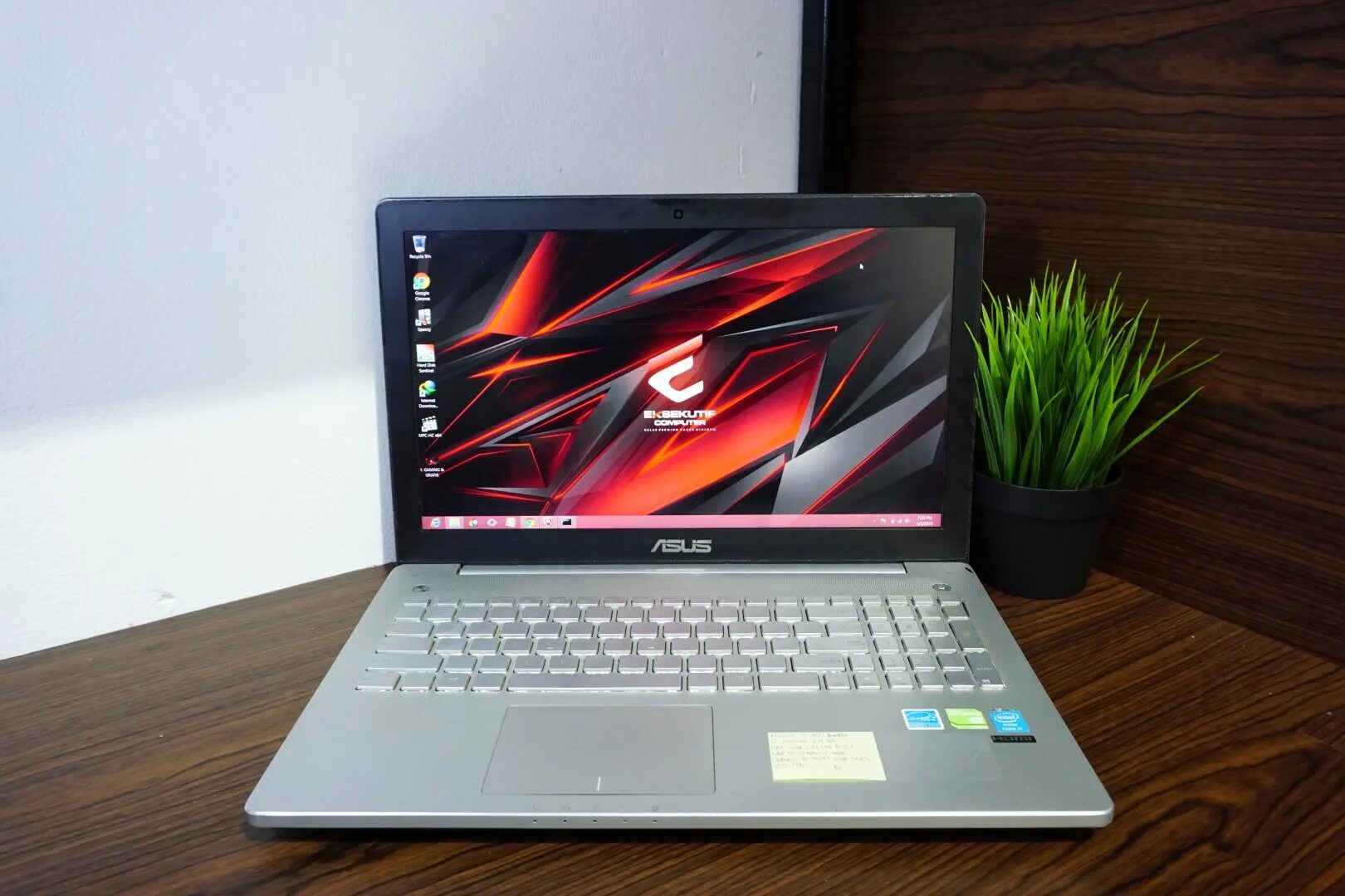 Asus n550j. Асус n550j. ноутбук asus 550jv. asus n550jv rog. asus core i7 750m.