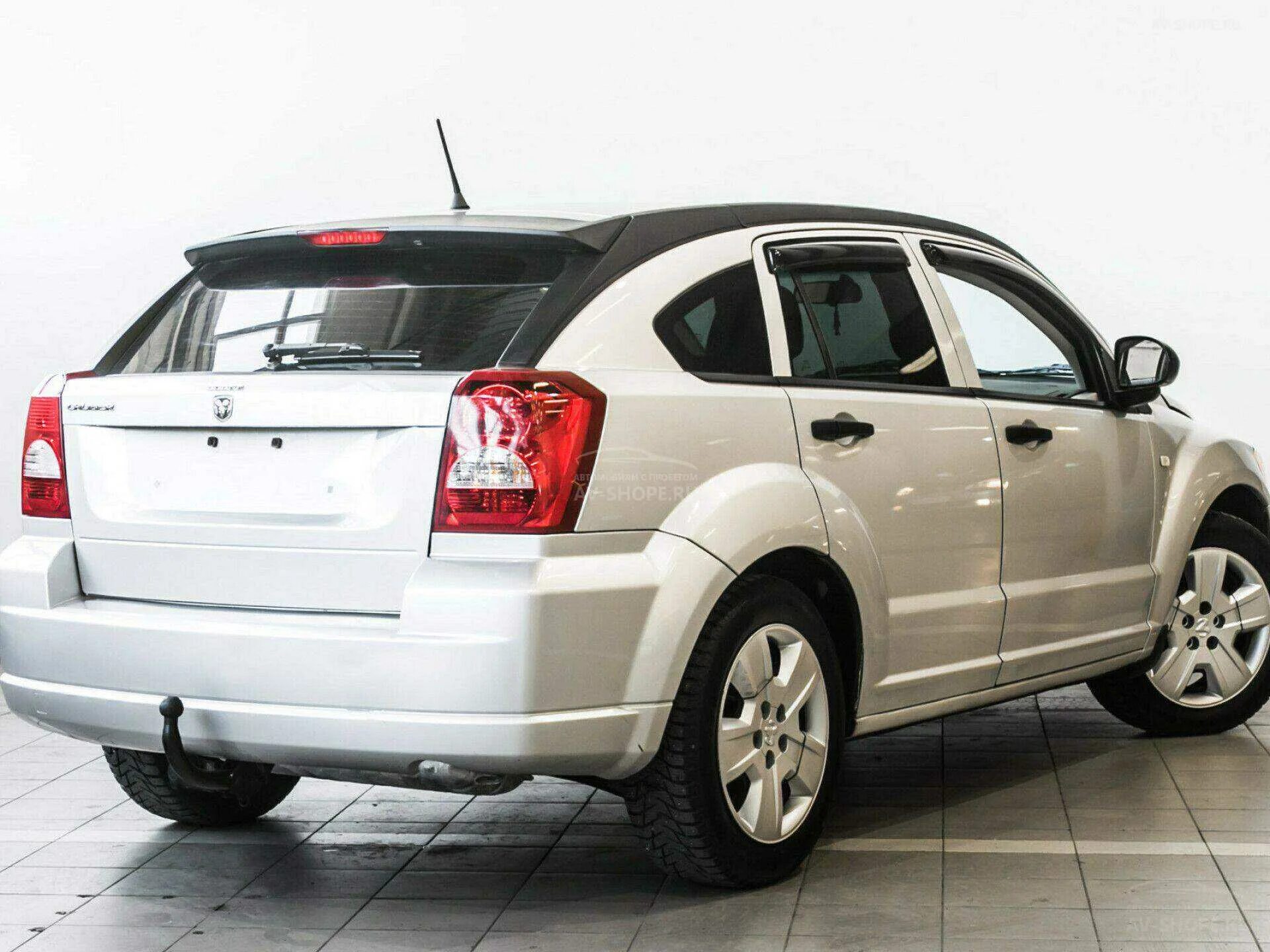 Dodge caliber купить. Dodge Caliber 1.8. Dodge Caliber 2007. Додж Калибр 2008 1.8. Додж Калибер 2007.