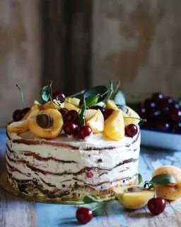 Торт девочка с персиками