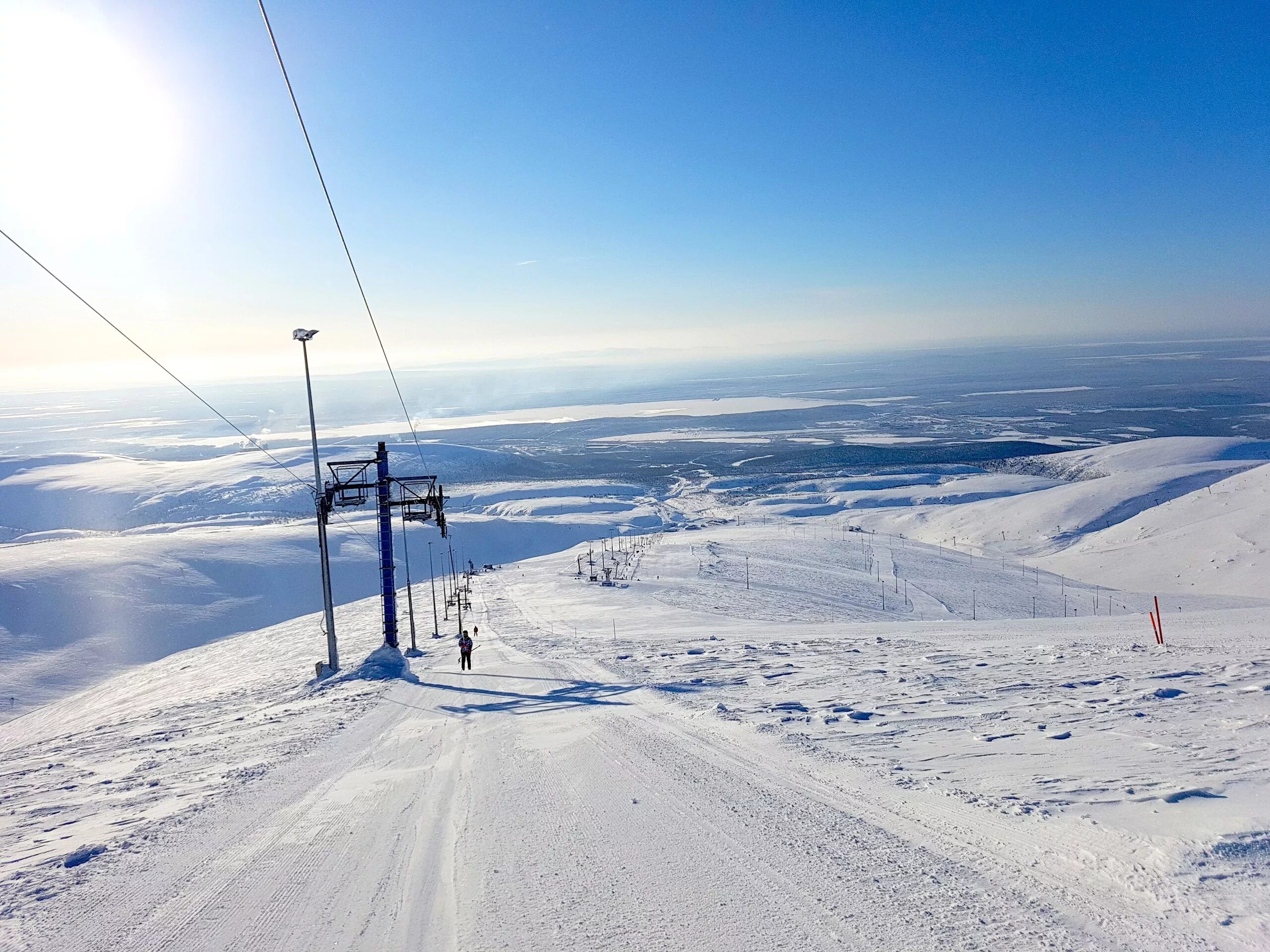 мурманск маяк зима. отдых в мурманске зимой. кировск апатиты горнолыжный курорт. отдых в мурманске зимой. кольский полуостров снегоходы.