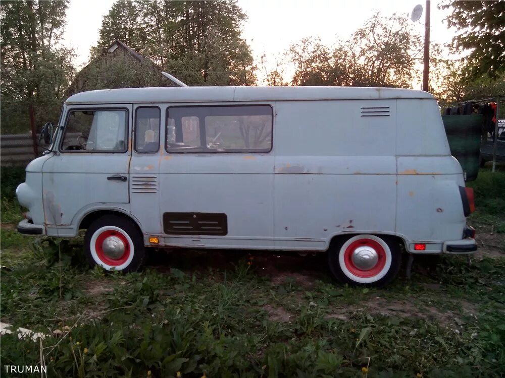 Б 1000 раз. Микроавтобус Barkas b1000. Автобус Баркас ГДР. Баркас б1000 характеристики. Ходовка Баркас 1000.